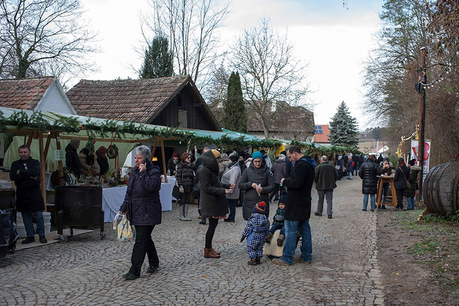 %_tempFileNameAdventmarkt2019%20(58)%