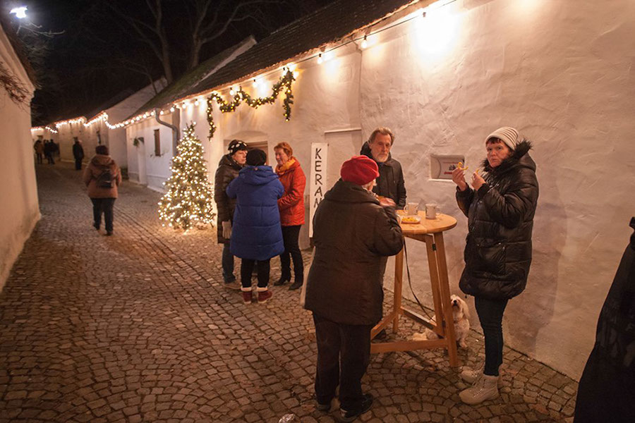 %_tempFileNameAdventmarkt2019%20(89)%