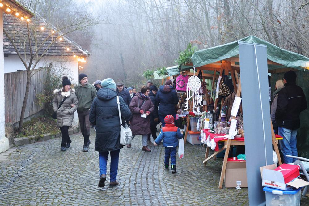 %_tempFileNameAdvent%20Raschala%202025%20(90)%